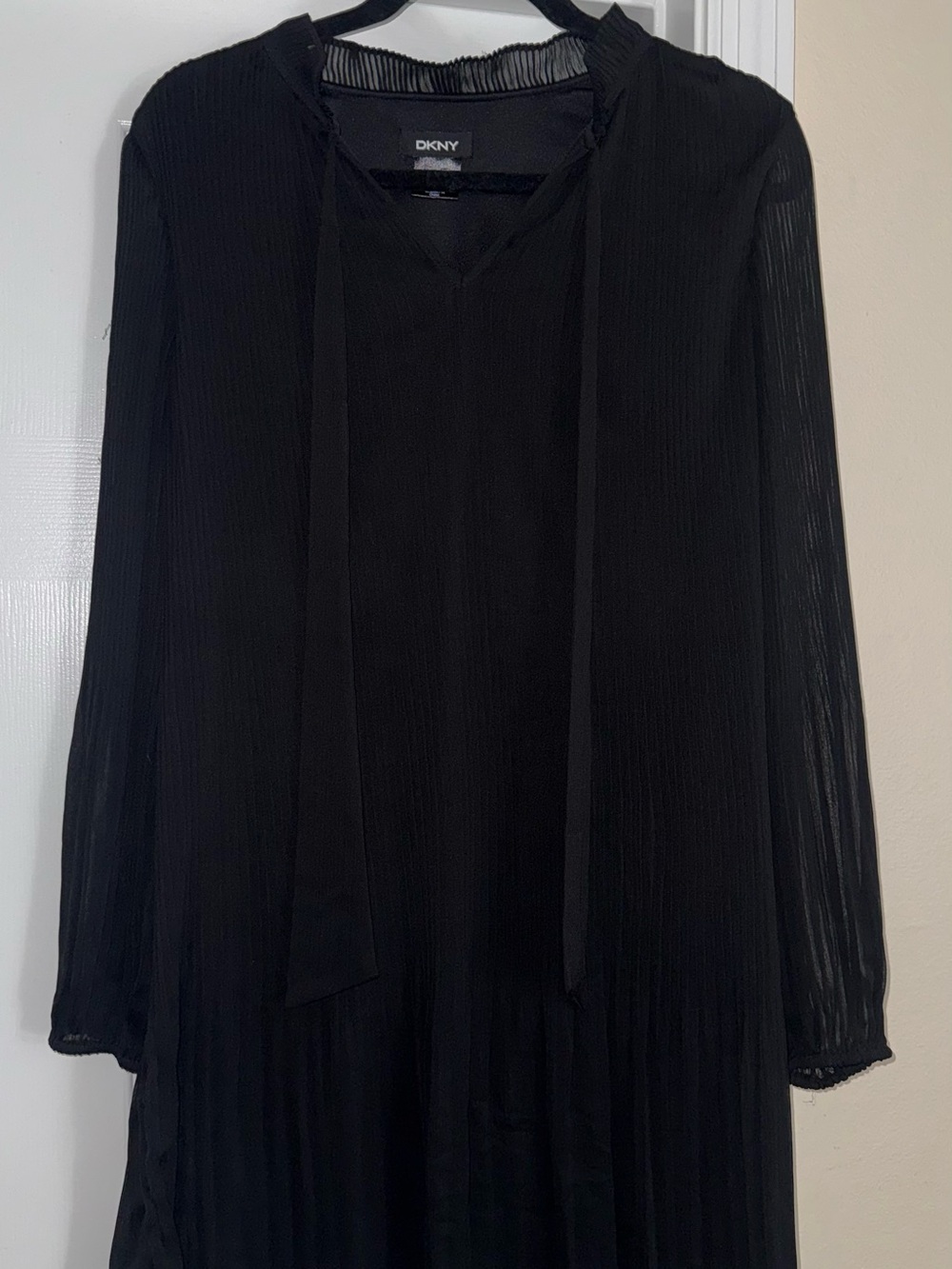 DKNY Black Pleated Long-Sleeve Tie-Neck Dress
